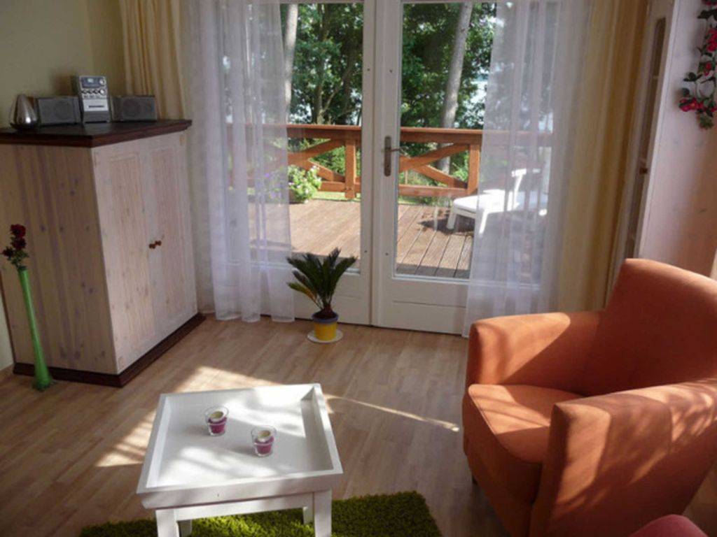 53 M² Ferienhaus ∙ 1 Schlafzimmer ∙ 2 Gäste - Neustrelitz