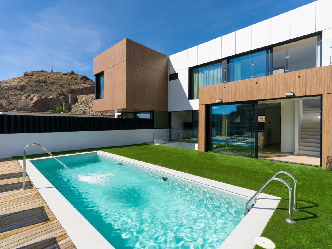 120 M² Villa ∙ 4 Schlafzimmer ∙ 8 Gäste - Mogán