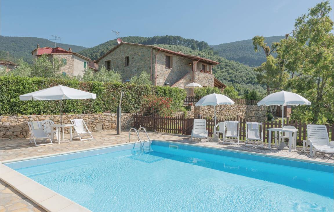 90 M² Appartamento Vacanza ∙ 3 Camere Da Letto ∙ 6 Ospiti - Pontedera