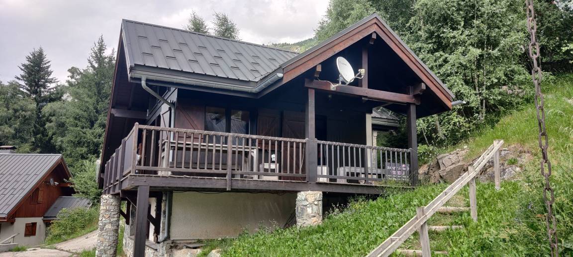 100 M² Chalet ∙ 4 Bedrooms ∙ 9 Guests - Oz-en-Oisans