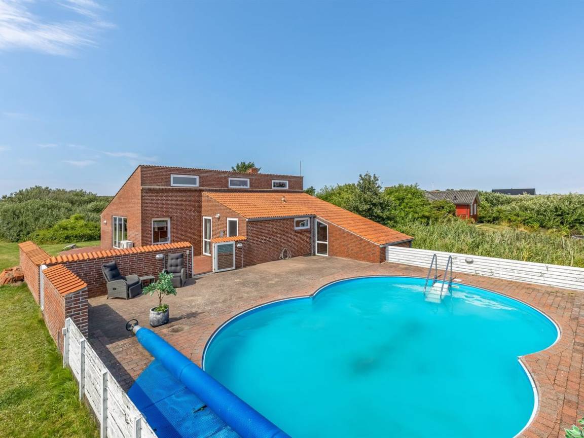 110 M² House ∙ 2 Bedrooms ∙ 6 Guests - List