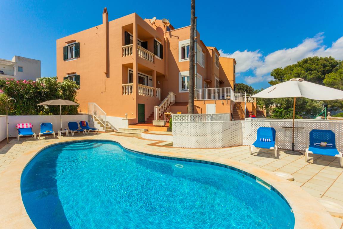 90 M² House ∙ 3 Bedrooms ∙ 5 Guests - Menorca