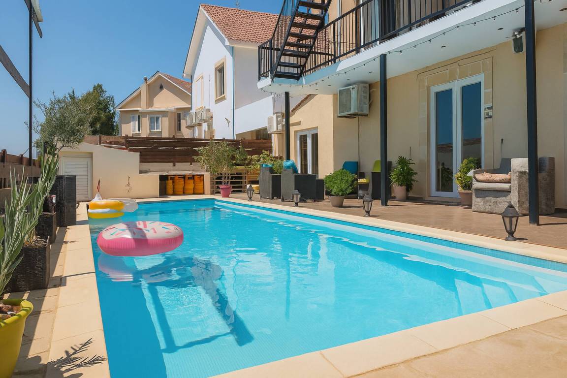 250 M² Private Room ∙ 1 Bedroom ∙ 2 Guests - Cyprus
