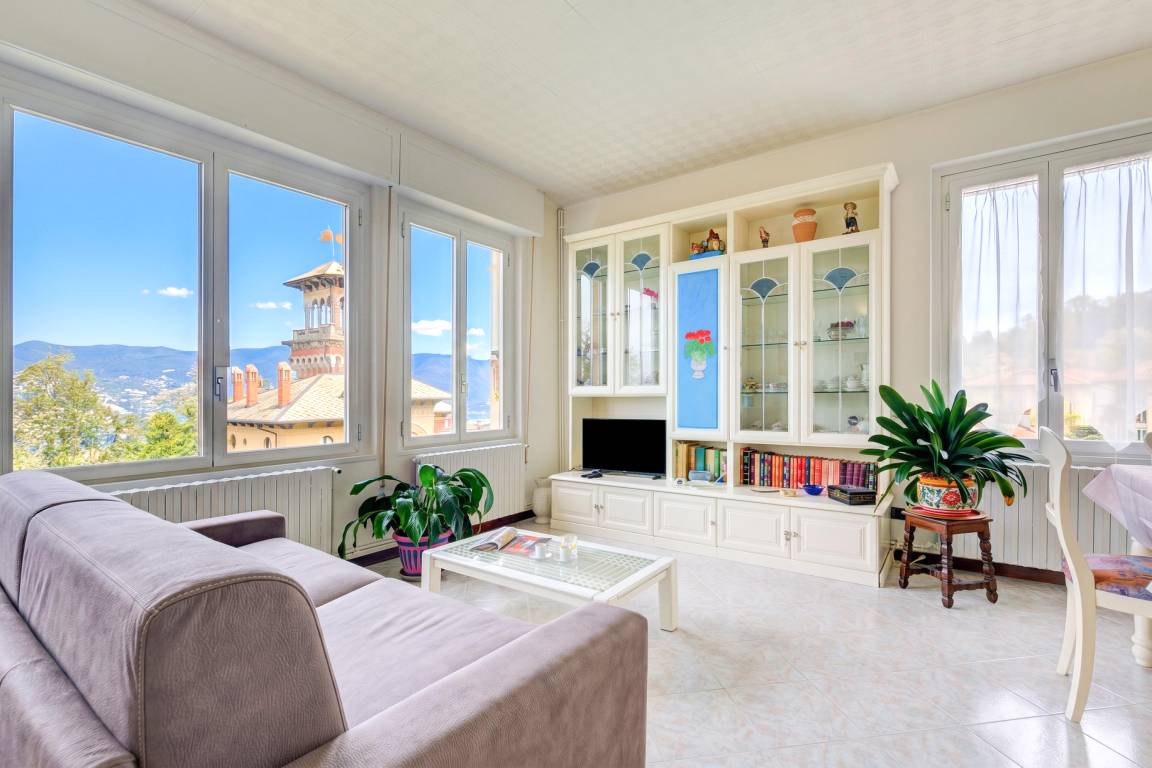 65 M² Apartamento ∙ 1 Quarto ∙ 4 Hóspedes - Stresa