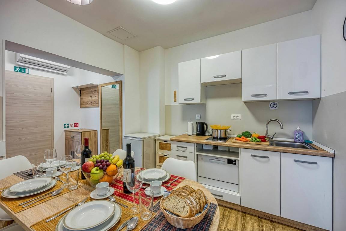 39 M² Appartamento Vacanza ∙ 2 Camere Da Letto ∙ 4 Ospiti - Novo Mesto