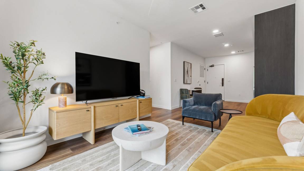 90 M² Apartamento ∙ 1 Habitación ∙ 4 Huéspedes - Austin