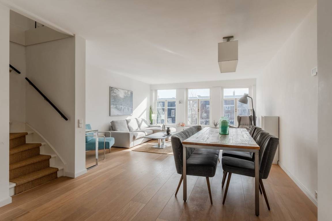 89 M² Apartment ∙ 2 Bedrooms ∙ 4 Guests - Amsterdam
