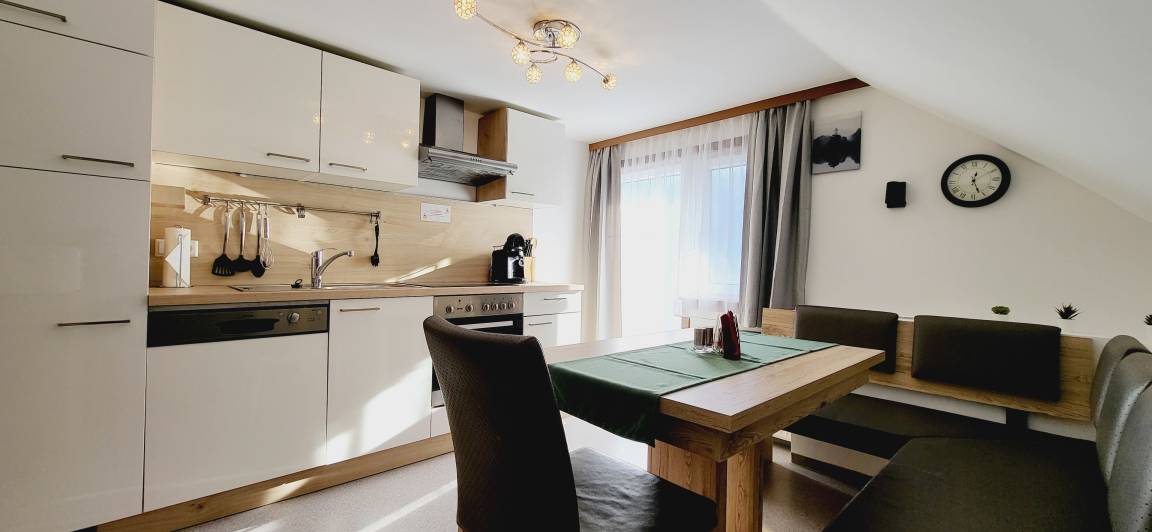 55 m² Ferienwohnung ∙ 2 Schlafzimmer ∙ 5 Gäste – Bild 3