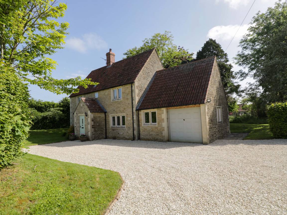 Cottage ∙ 4 Bedrooms ∙ 8 Guests - Bradford-on-Avon