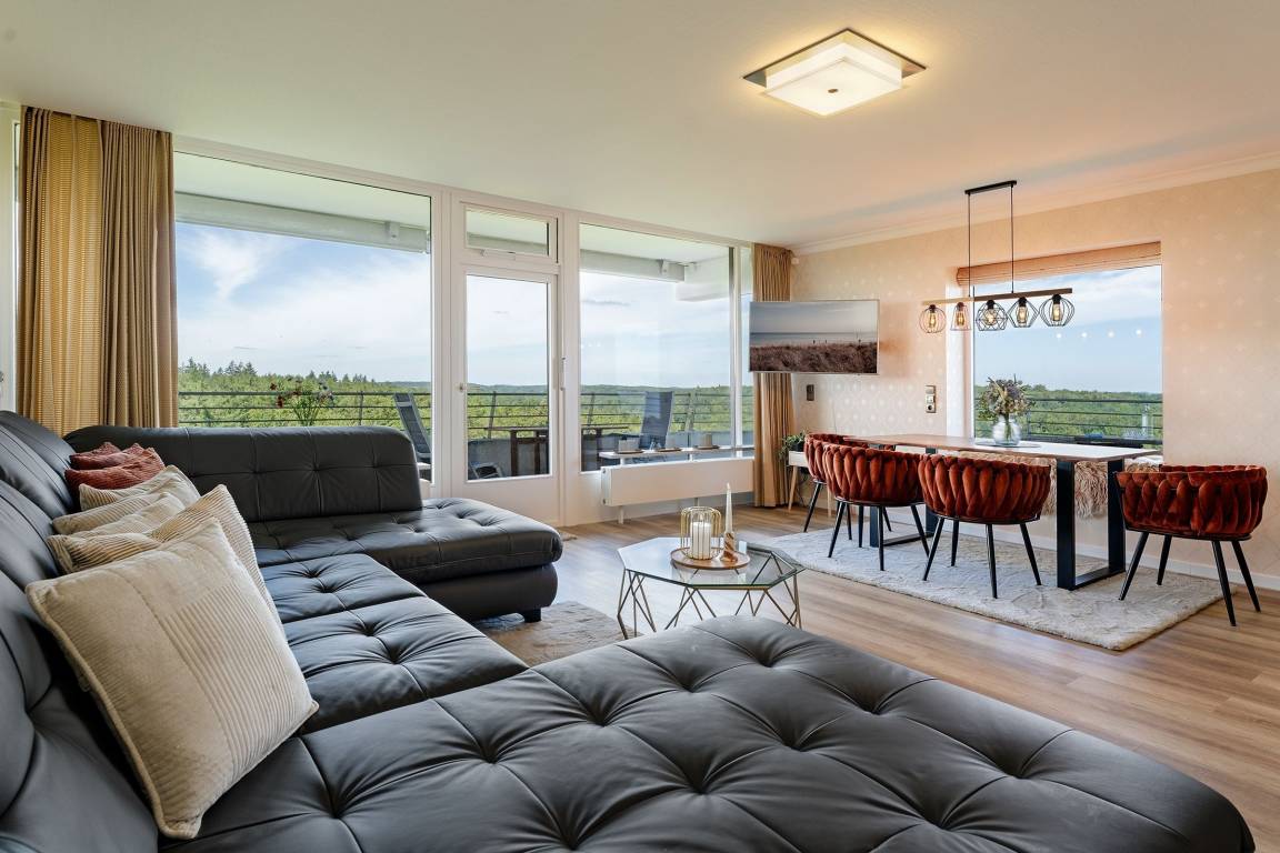 93 m² Ferienwohnung ∙ 2 Schlafzimmer ∙ 6 Gäste – Bild 2