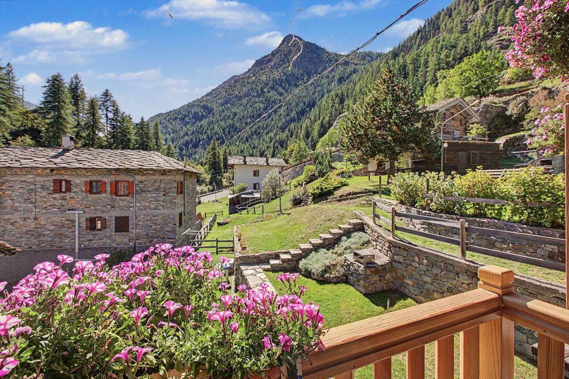 44 M² Chalet ∙ 1 Slaapkamer ∙ 4 Gasten - Gran Paradiso