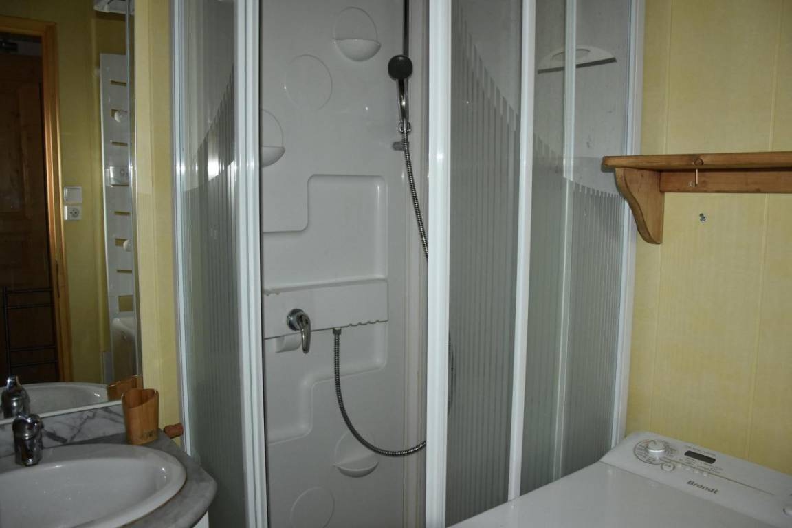 44 m² Ferienwohnung ∙ 2 Schlafzimmer ∙ 5 Gäste – Bild 8