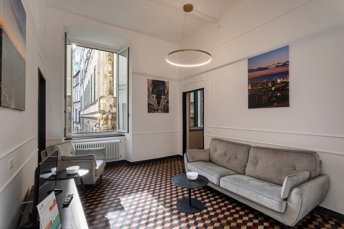 90 M² Apartamento ∙ 3 Habitaciones ∙ 6 Huéspedes - Génova