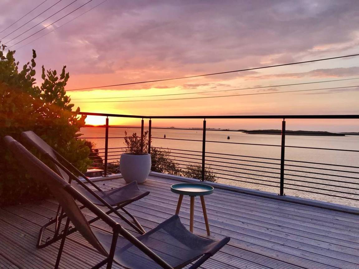 65 M² Ferienhaus ∙ 2 Schlafzimmer ∙ 4 Gäste - Landéda
