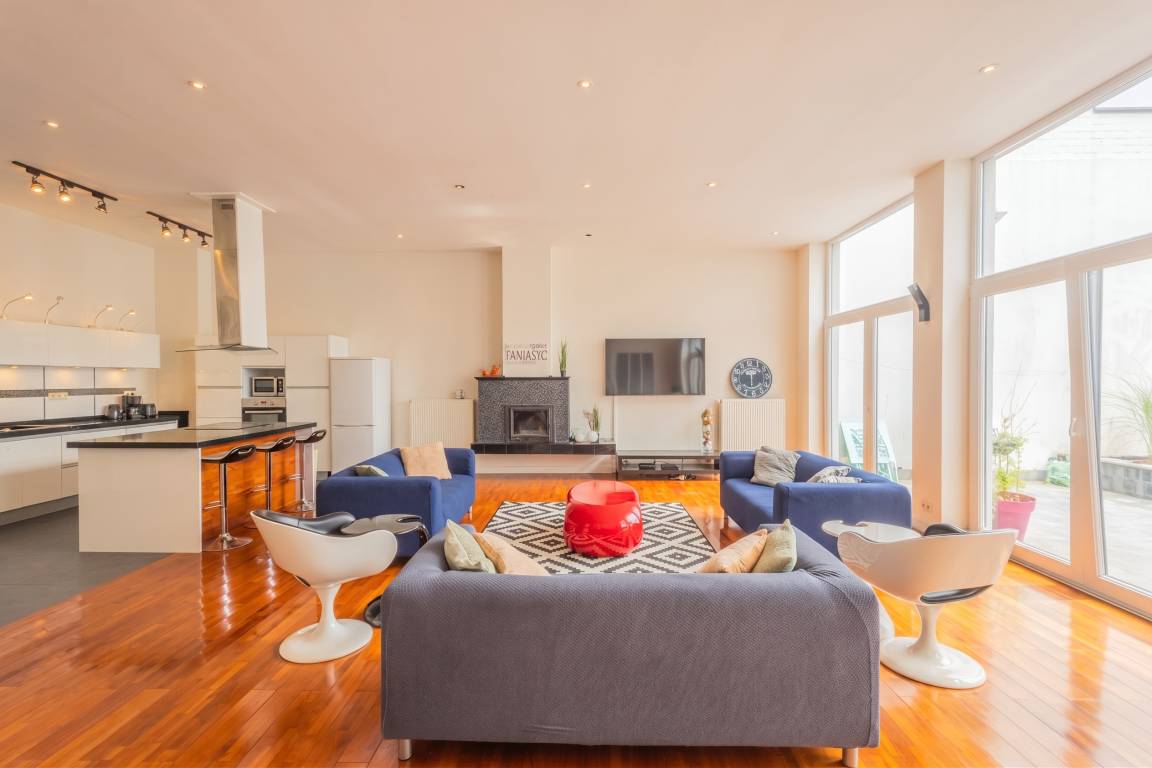 300 M² Casa ∙ 6 Habitaciones ∙ 12 Huéspedes - Brussel