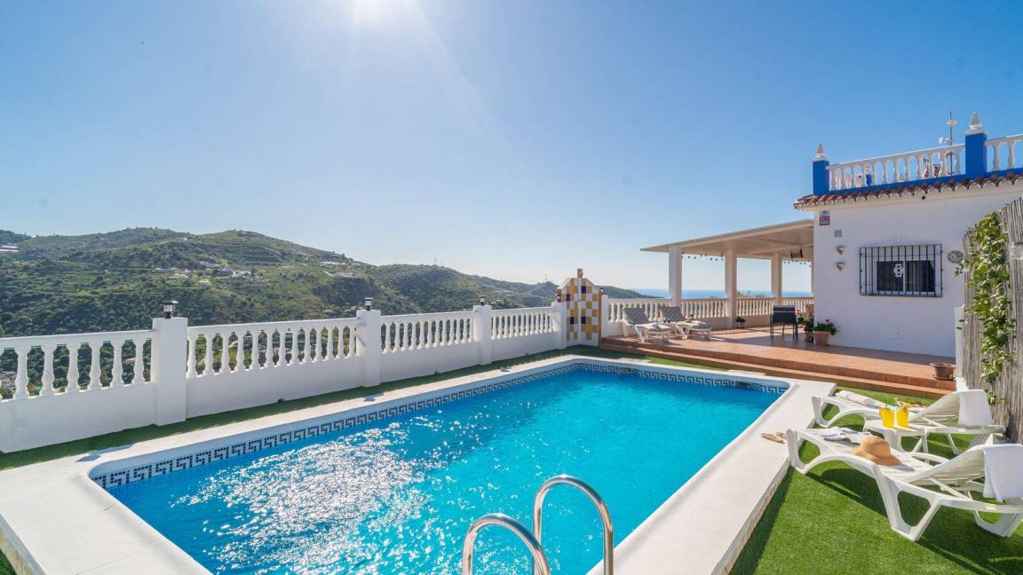 80 M² Ferienhaus ∙ 2 Schlafzimmer ∙ 4 Gäste - Torrox