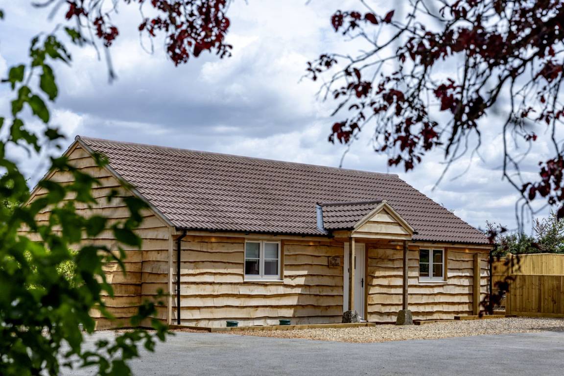 75 M² Mökki ∙ 2 Makuuhuonetta ∙ 4 Vierasta - Chippenham