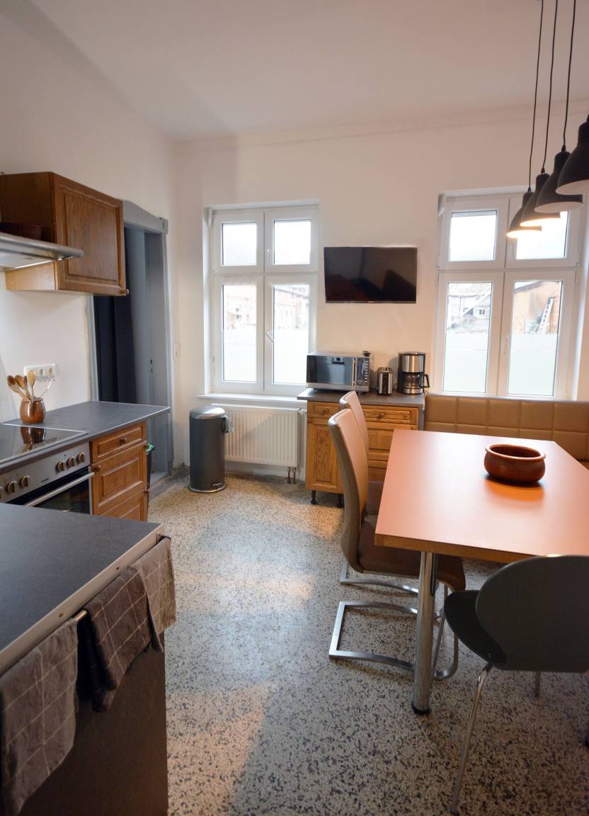 100 M² Ferienwohnung ∙ 3 Schlafzimmer ∙ 8 Gäste - Meyenburg
