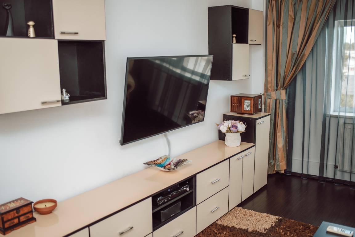 65 M² Apartamento ∙ 2 Habitaciones ∙ 2 Huéspedes - Ploiești
