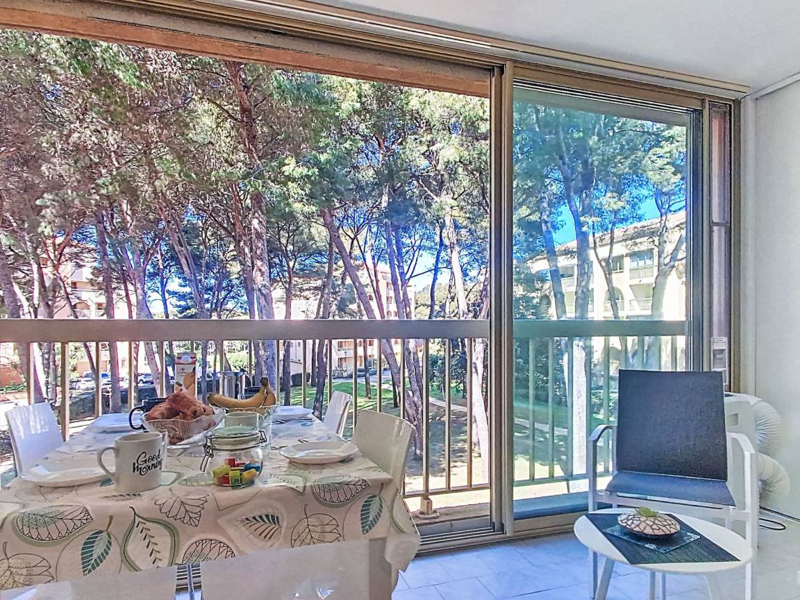 45 M² Apartamento ∙ 2 Habitaciones ∙ 4 Huéspedes - Bandol