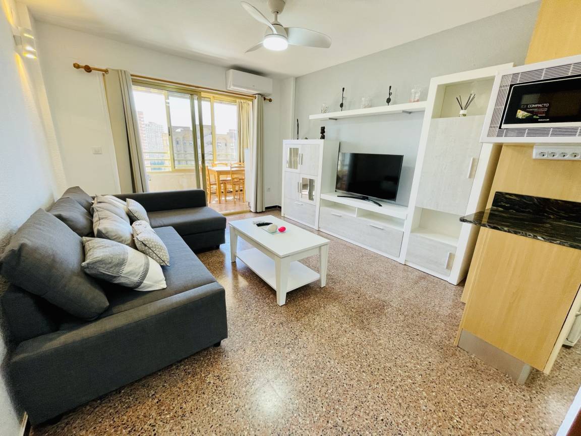 70 M² Apartment ∙ 2 Bedrooms ∙ 6 Guests - Benidorm