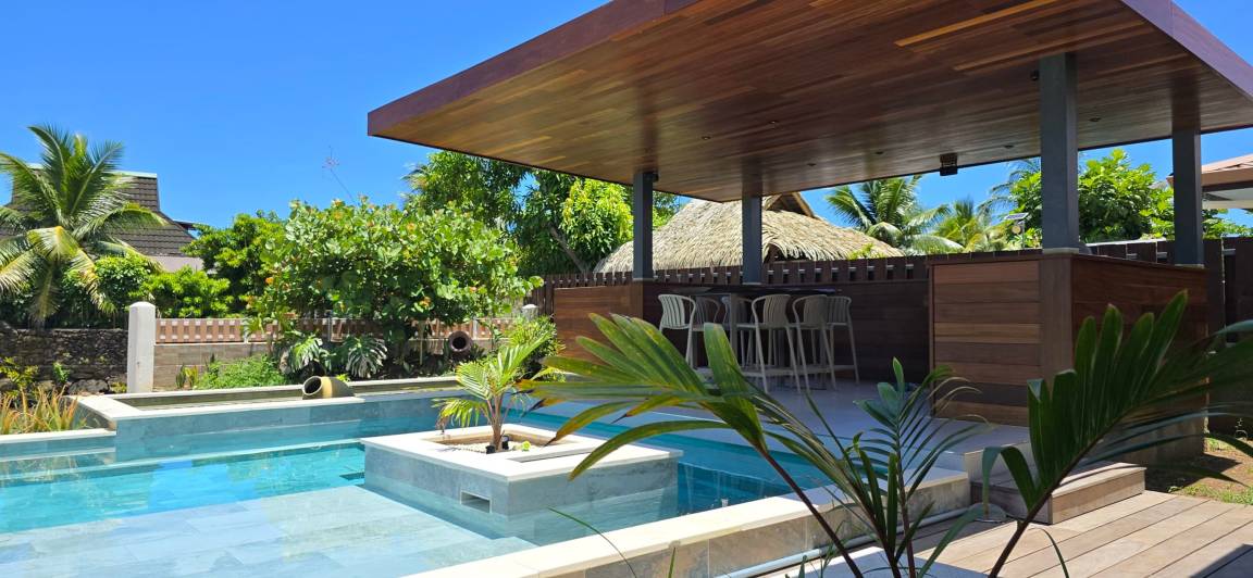 120 M² Apartment ∙ 3 Bedrooms ∙ 8 Guests - French Polynesia