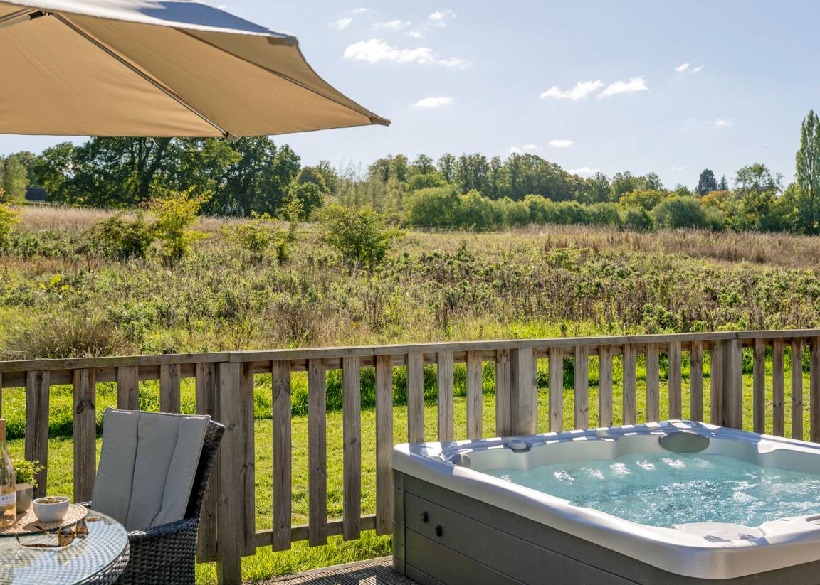 Chalet ∙ 2 Bedrooms ∙ 4 Guests - Hampshire