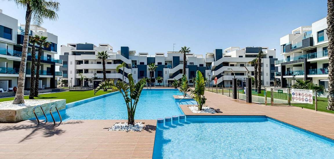80 M² Ferienwohnung ∙ 2 Schlafzimmer ∙ 4 Gäste - Torre La Mata