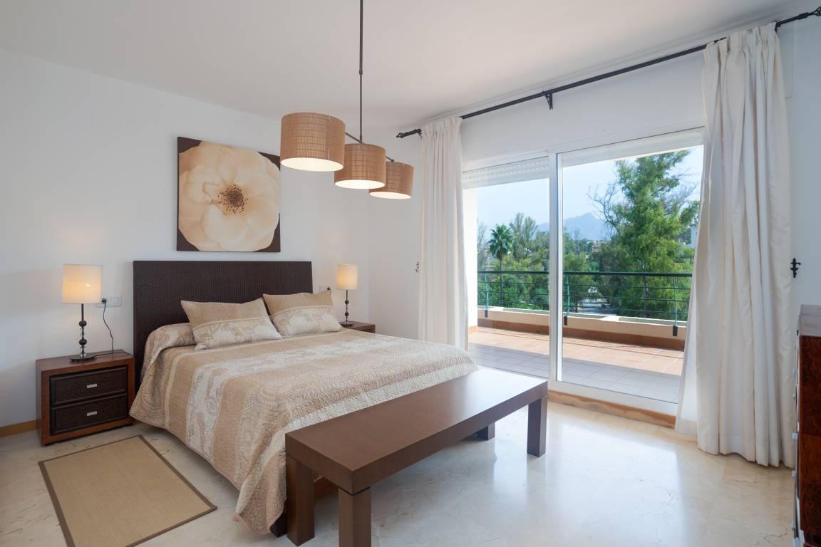 130 M² Apartment ∙ 3 Bedrooms ∙ 6 Guests - San Pedro