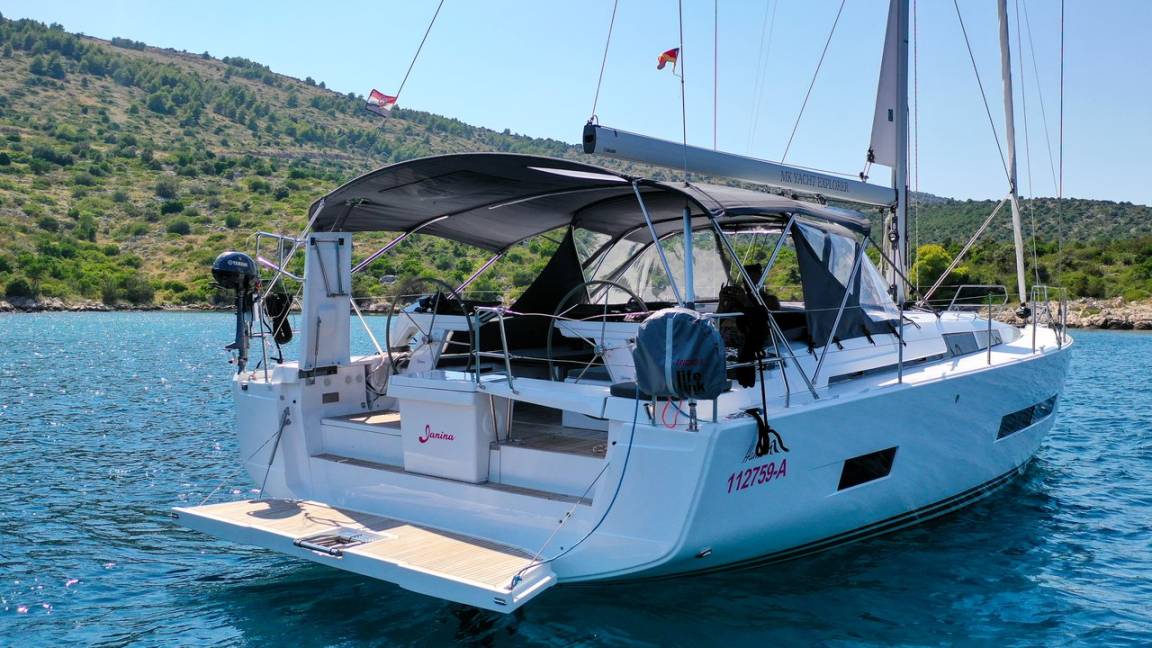 15 M² Casa Flotante ∙ 3 Habitaciones ∙ 6 Huéspedes - Trogir