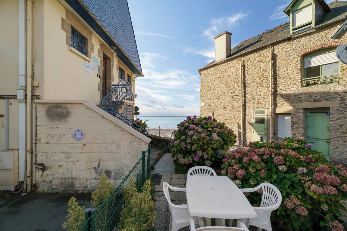 79 M² Appartement ∙ 2 Chambres ∙ 4 Personnes - Plage de Cancale