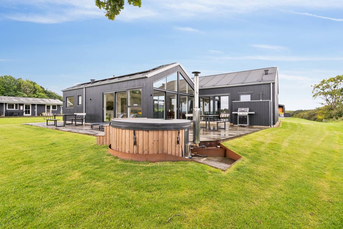 158 M² Huis ∙ 4 Slaapkamers ∙ 12 Gasten - Aabenraa