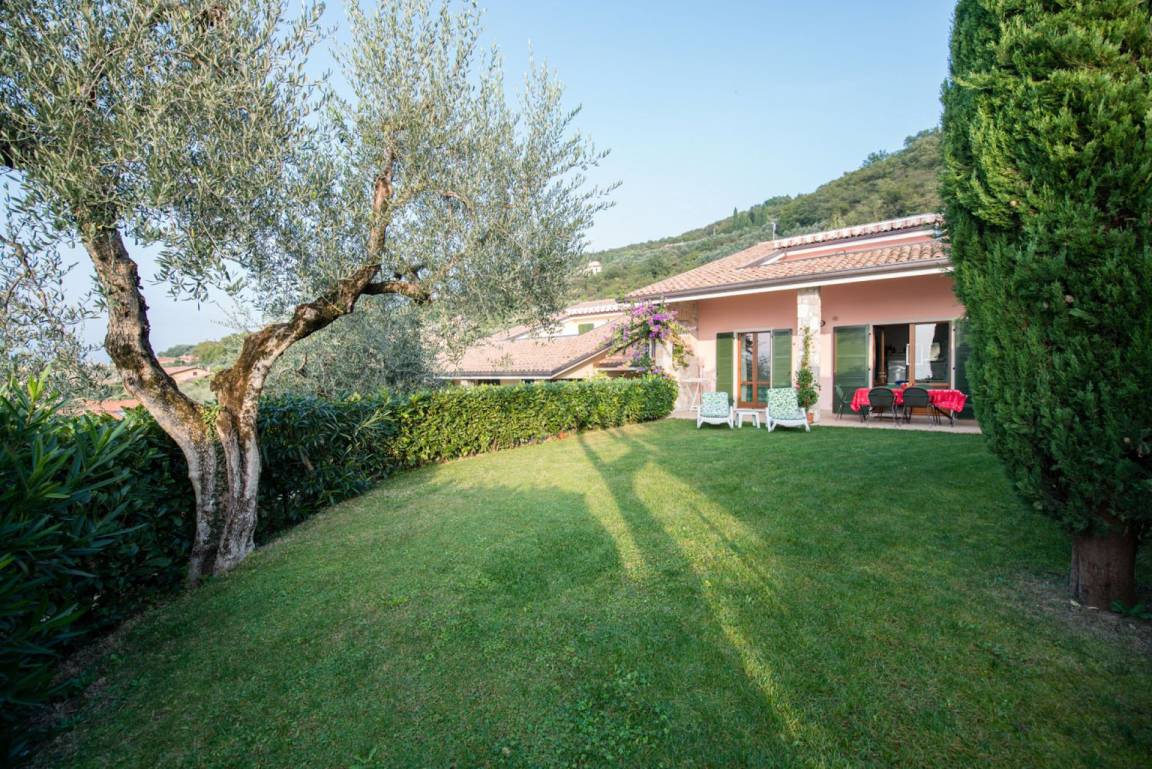 100 M² Appartamento Vacanza ∙ 3 Camere Da Letto ∙ 6 Ospiti - Torri del Benaco