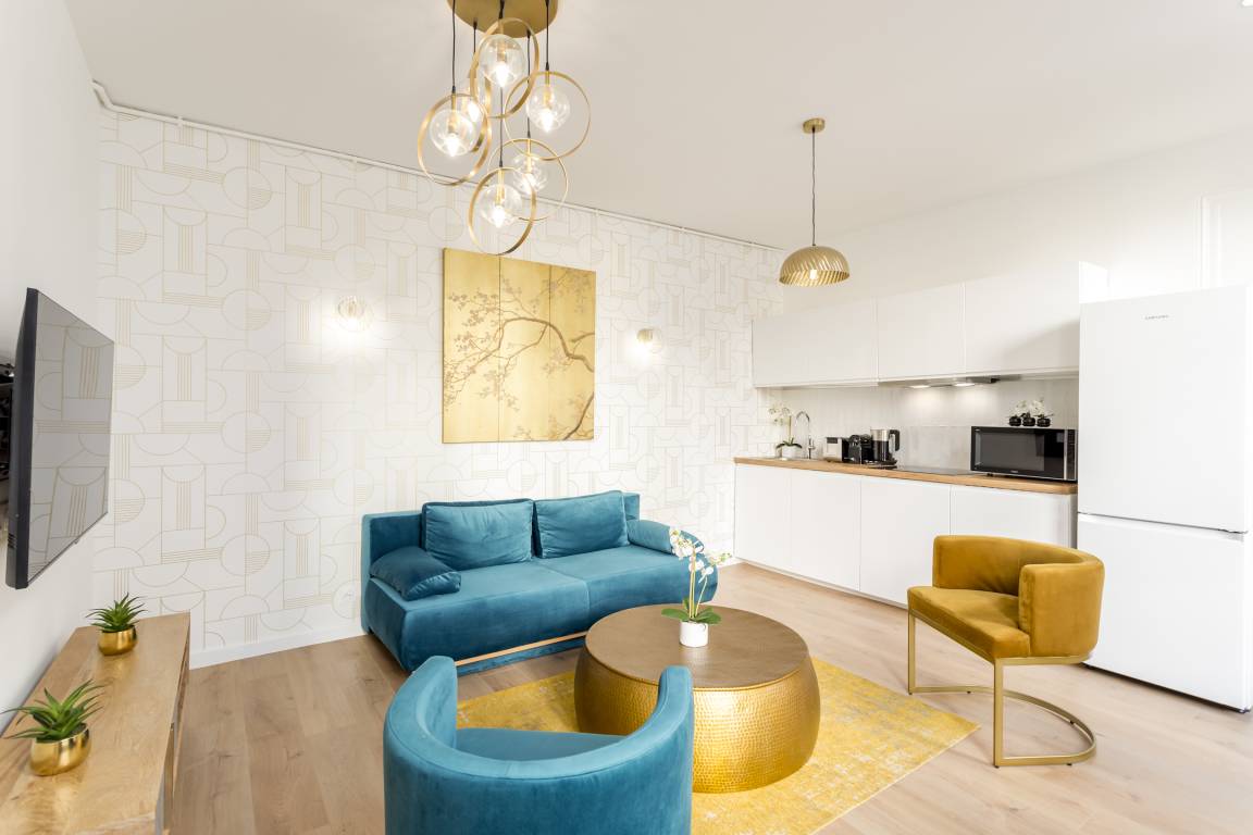 128 M² Apartment ∙ 6 Bedrooms ∙ 10 Guests - Paris