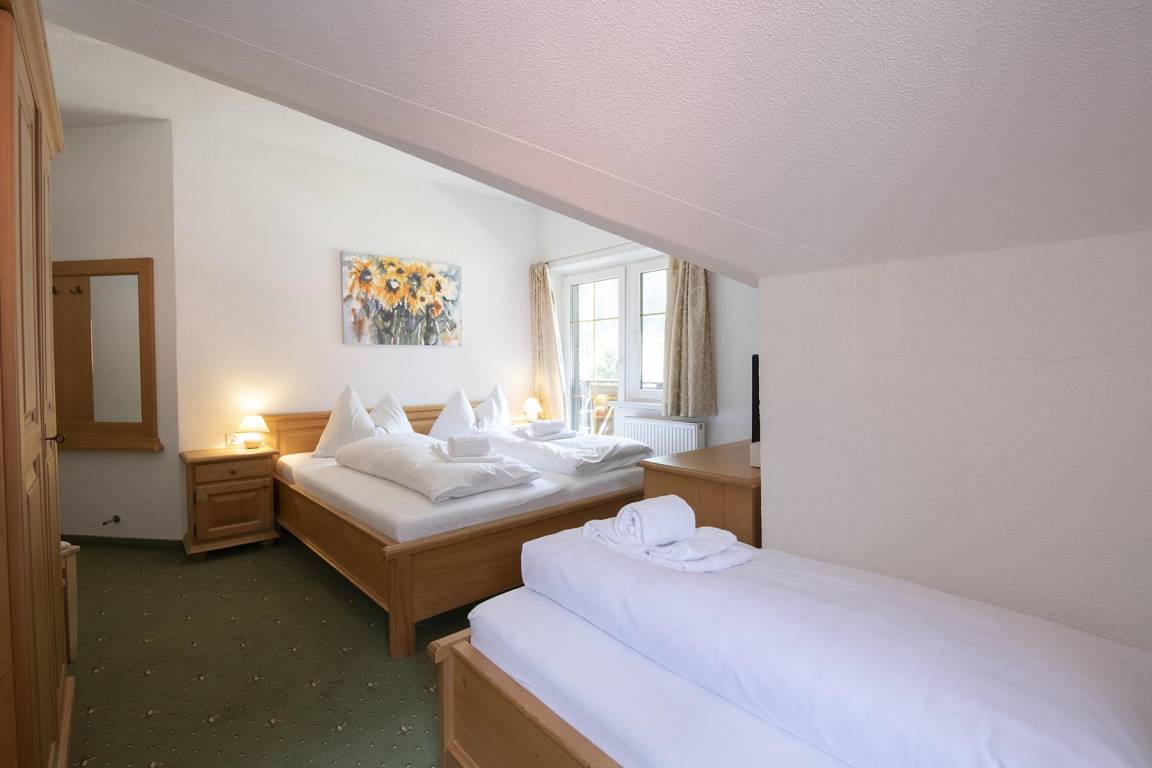 93 M² Appartement ∙ 2 Slaapkamers ∙ 5 Gasten - Hochsölden