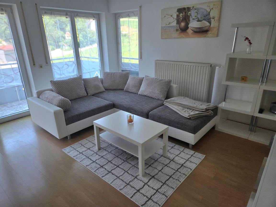 95 M² Apartment ∙ 2 Bedrooms ∙ 4 Guests - Donaustauf