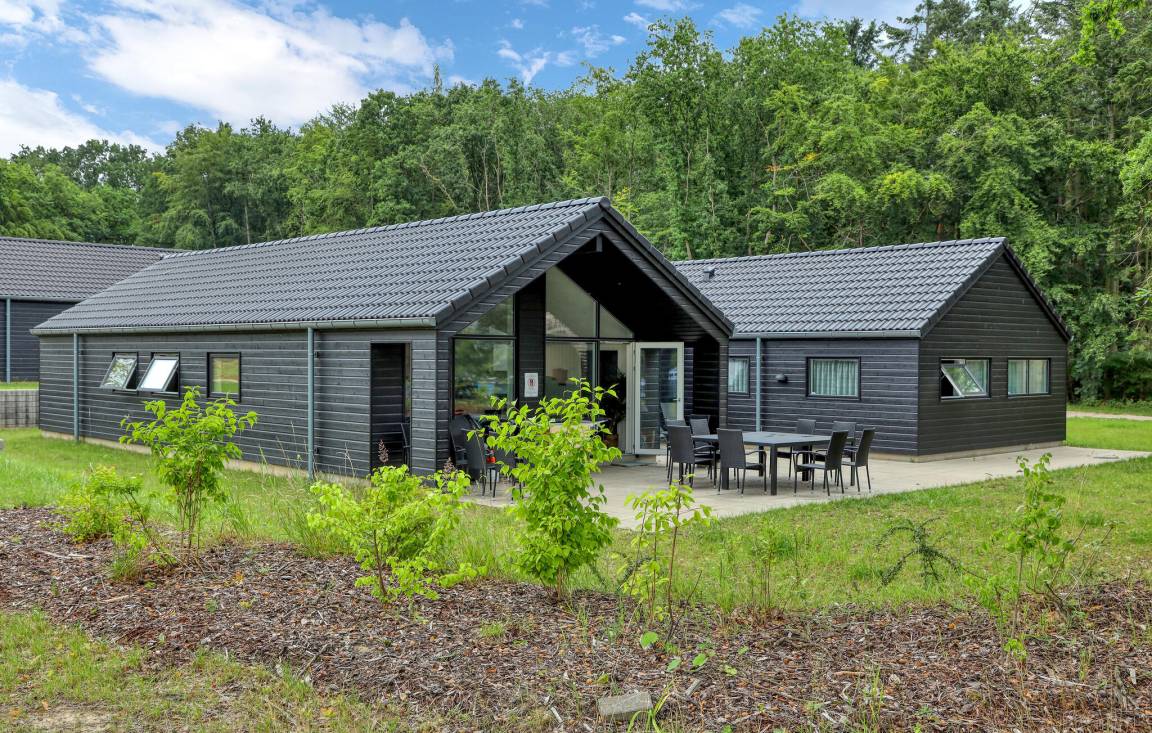186 M² Ferienhaus ∙ 5 Schlafzimmer ∙ 10 Gäste - Krakow am See
