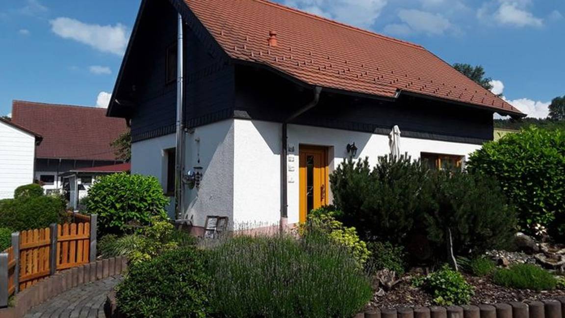80 M² Ferienhaus ∙ 1 Schlafzimmer ∙ 4 Gäste - Hessen