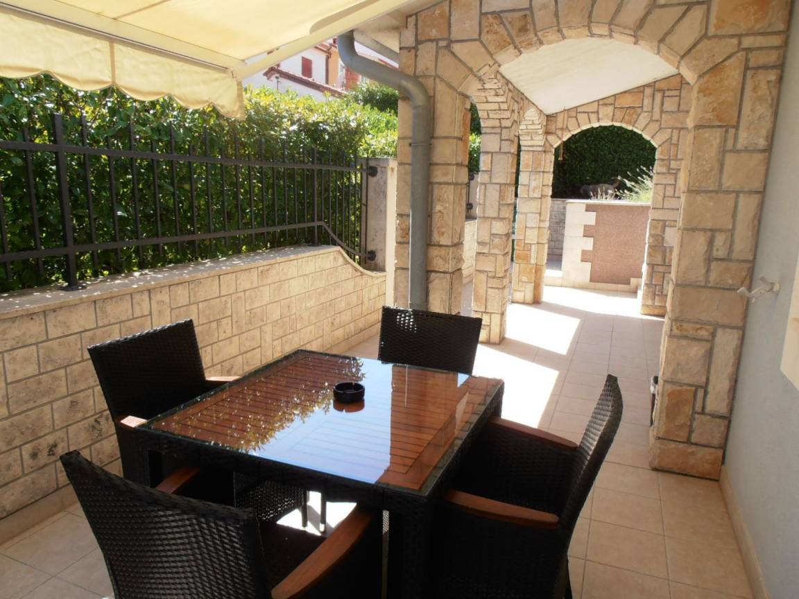 40 M² House ∙ 1 Bedroom ∙ 2 Guests - Banjole