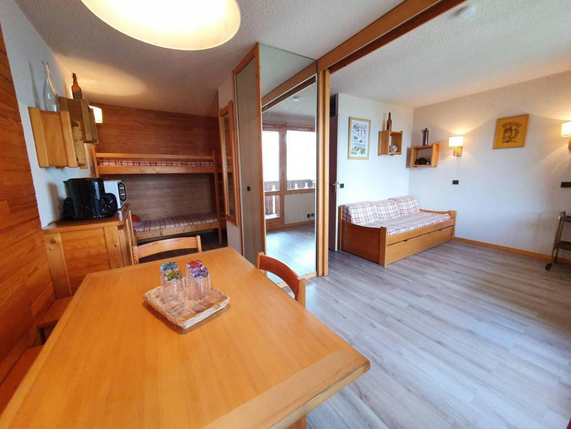 27 m&sup2; Studio 1 Schlafzimmer 4 G&auml;ste