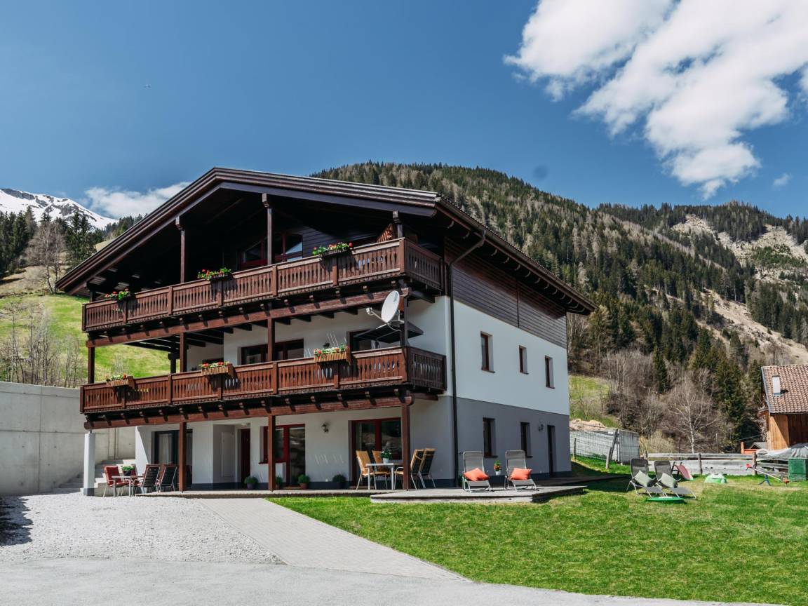110 M² Apartment ∙ 3 Bedrooms ∙ 8 Guests - Dorfgastein
