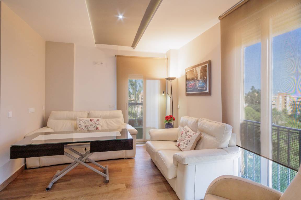 115 M² Apartamento ∙ 3 Habitaciones ∙ 6 Huéspedes - Alcalá de Guadaíra