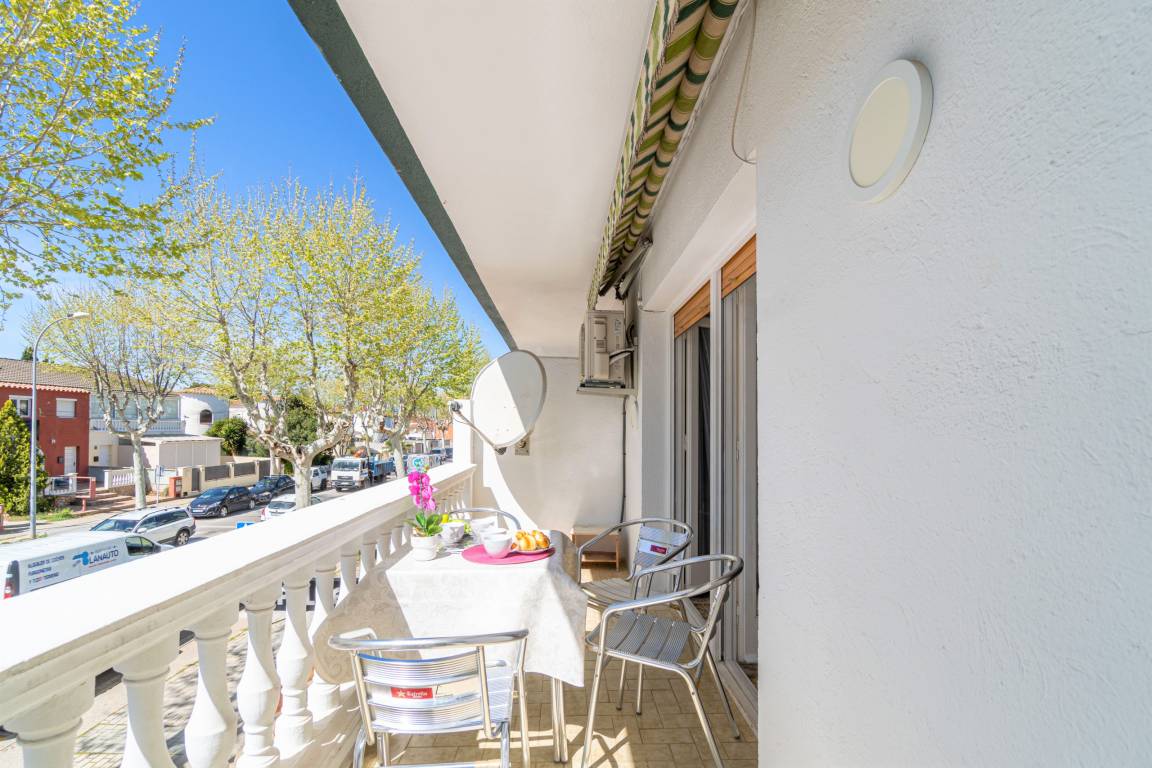 63 M² Appartement ∙ 2 Slaapkamers ∙ 6 Gasten - Empuriabrava