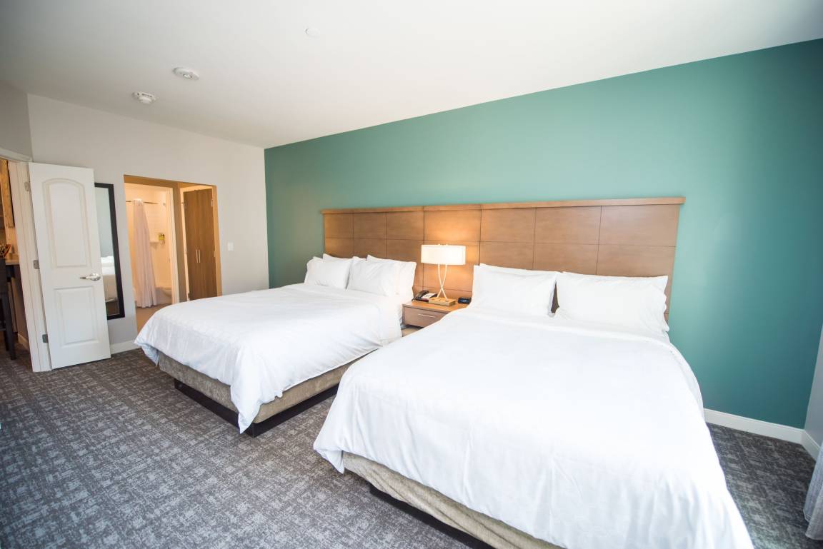 Hotel ∙ 1 Bedroom ∙ 4 Guests - Humble