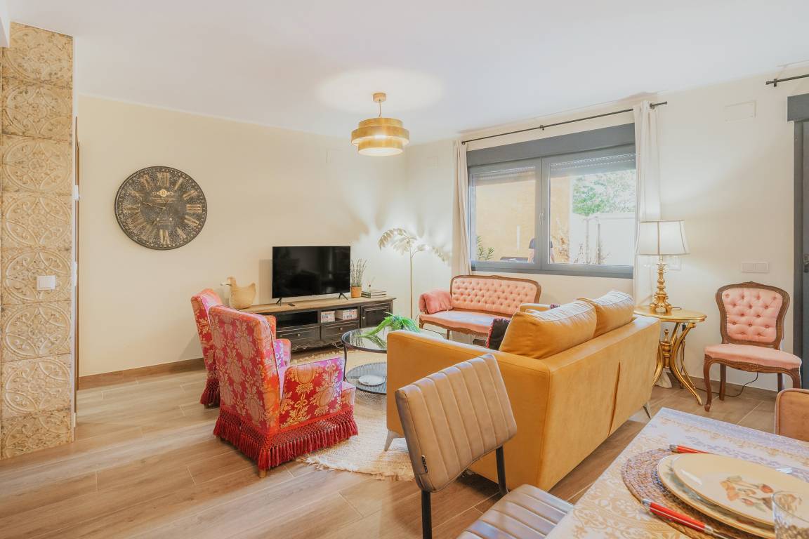 90 M² Apartamento ∙ 2 Habitaciones ∙ 5 Huéspedes - Segovia