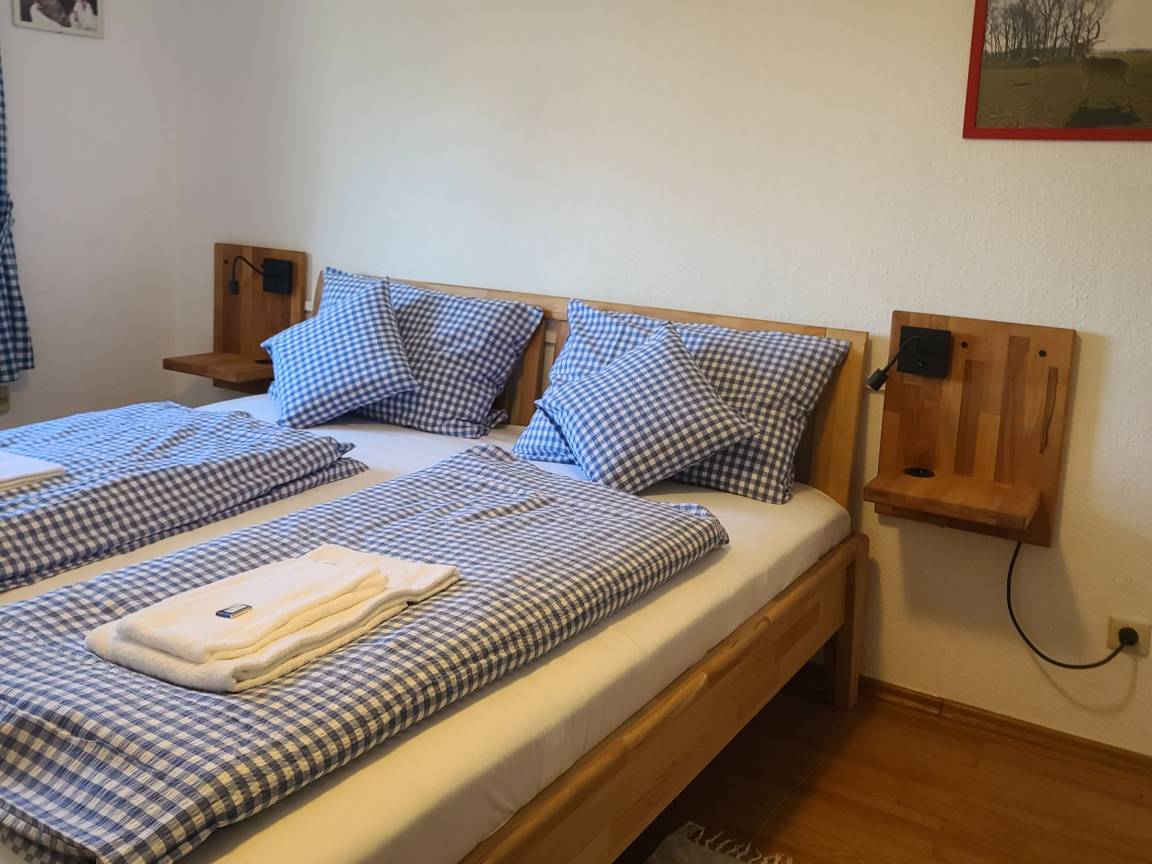55 M² Ferienwohnung ∙ 2 Schlafzimmer ∙ 4 Gäste - Leipheim