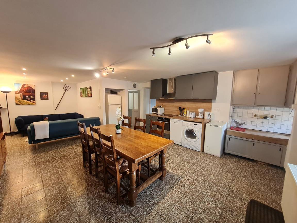 92 M² Cottage ∙ 3 Bedrooms ∙ 6 Guests - Lorraine