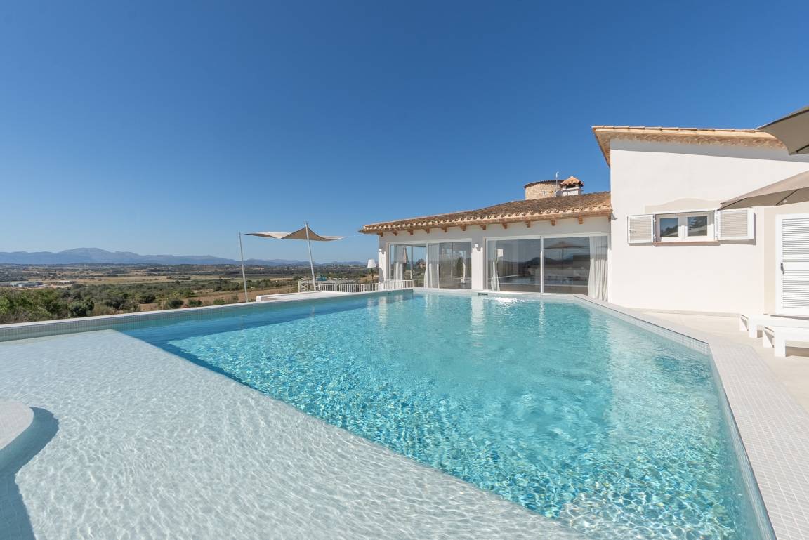 320 M² House ∙ 5 Bedrooms ∙ 10 Guests - Petra
