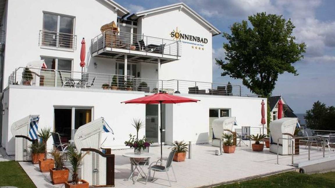 65 M² Ferienwohnung ∙ 1 Schlafzimmer ∙ 4 Gäste - Glowe