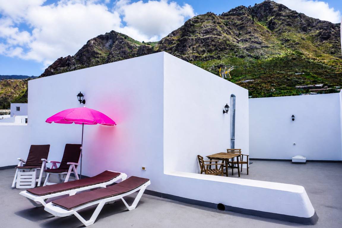 142 M² Ferienhaus ∙ 4 Schlafzimmer ∙ 8 Gäste - Los Silos